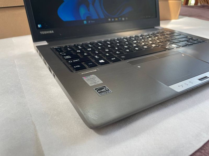Ультрабук Toshiba Portege Z30-B/ 13.3" (1366x768) TN / Intel Core i7-5600U (2 (4) ядра по 2.4 - 3.0 GHz) / 8 GB DDR3 / 128 GB SSD / Intel HD Graphics 5500 / WebCam / Win 11 б/в 2822135 фото
