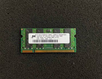 Оперативна пам'ять для ноутбука Micron 2GB 2Rx8 PC2-6400S-666-13-ZZ (MT16HTF25664HY-800E1) Б/В 30119208 фото