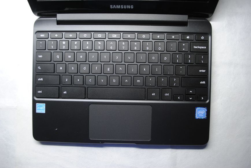 Нетбук Samsung Chromebook 3 11.6" HD 4/16GB, N3060 (XE500C13-K04US) Black , 4 GB, 32 GB, Intel HD Graphics 500 Б.В 2813254 фото