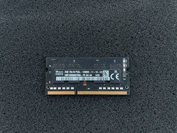 Модуль пам'яті SK hynix 2GB 1Rx16 PC3L-12800S-11-13-C3 (HMT425S6AFR6A-PB NA AA) Б/в 87_2838746 фото