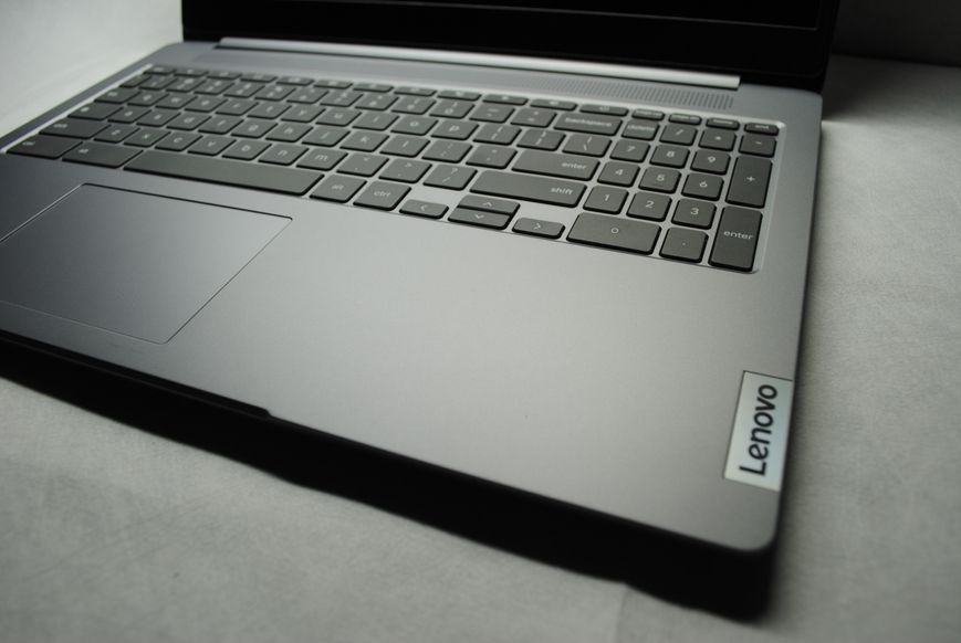 Ноутбук 15.6" Lenovo IdeaPad 3 &lrm;15IJL6 Chromebook Intel Celeron N4500 RAM 8GB eMMC 128GB Chrome OS 15IJL6 фото