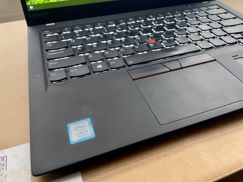 Ультрабук Lenovo ThinkPad X1 Carbon (7th Gen) / 14" (1920x1080) IPS  Intel Core i5-7200U/8/512SSD) WIN-11 OEM Б.У  x1 фото