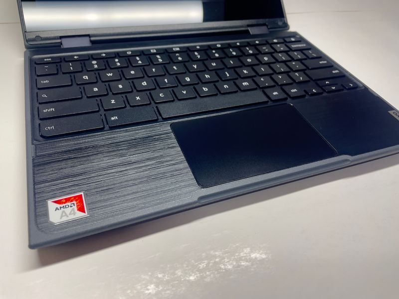 Нетбук 11.6" Lenovo Chromebook 300e 2nd Gen AST x360, AMD A4-9120C 4-core (1.1 - 2.4 ГГц), 4 GB DDR4, SSD EMMC-32 GB, 1518x853, IPS / Touch 1_3391159 фото