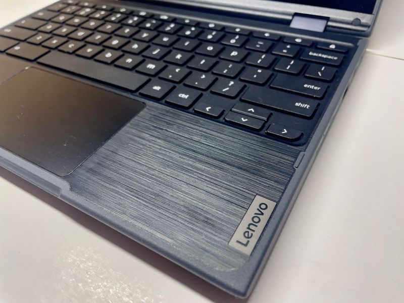 Нетбук 11.6" Lenovo Chromebook 300e 2nd Gen AST x360, AMD A4-9120C 4-core (1.1 - 2.4 ГГц), 4 GB DDR4, SSD EMMC-32 GB, 1518x853, IPS / Touch 1_3391159 фото