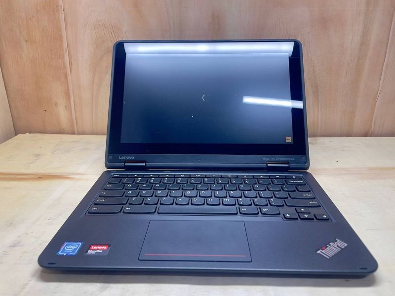 Ноутбук  Lenovo Yoga 11e  11.6* Chromebook  4-ядерний Intel Celeron N3150, 4 GB, 32 GB, Intel HD Graphics 500, 1518x853, IPS / Touch Б.В 8716792 фото
