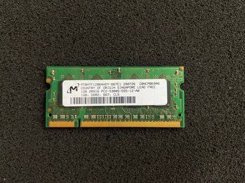 Оперативна пам'ять для ноутбука Micron 1GB 2Rx16 PC2-5300S-555-12-A0 (MT8HTF12864HDY-667E1) Б/В 30119205 фото